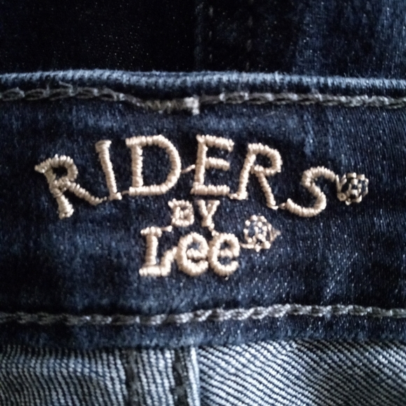 Riders by Lee - Picture 2 of 5